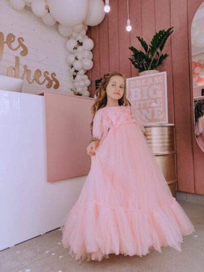 Full dress barbi