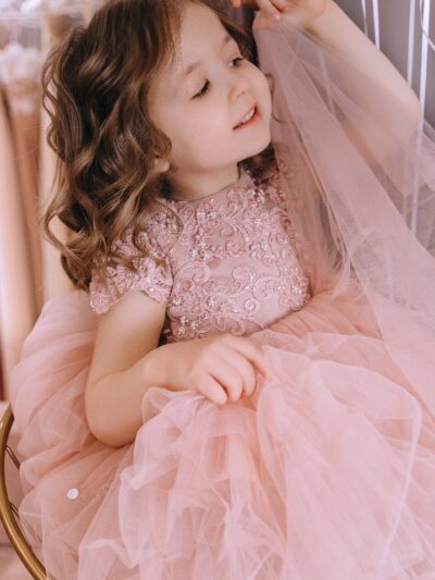 Lace dress dlya malyshki