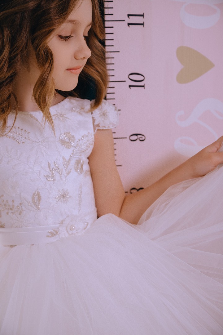 White Dress With Gold Threads