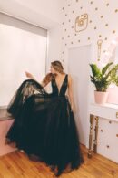 Dress full black with neckline