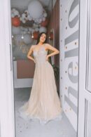 Full-Skirt Dress Adorned With Rhinestones
